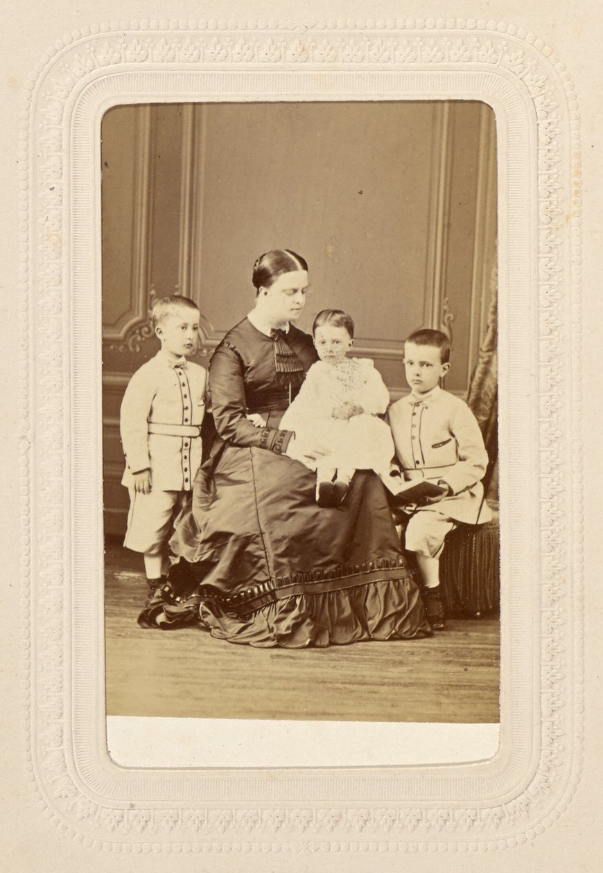 P[rin]cesse Clotilde e seus filhos. de Sergei Luvovich Levitsky