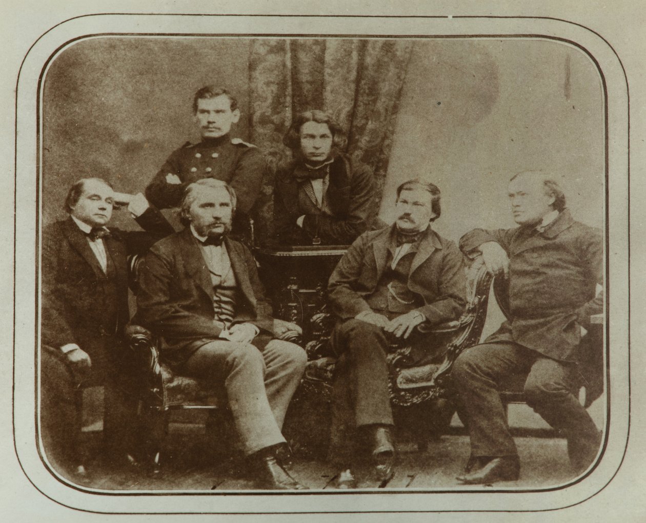 Sovremennik: Ivan Goncharov, Ivan Turgenev, Leo Tolstoi, Dmitri Grigorovich, Alexander Druzhinin e de Sergei Lvovich Levitsky