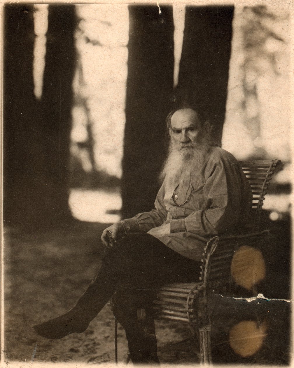 Autor russo Leo Tolstoy, Yasnaya Polyana, perto de Tula, Rússia, 1908 de Sergey Produkin Gorsky