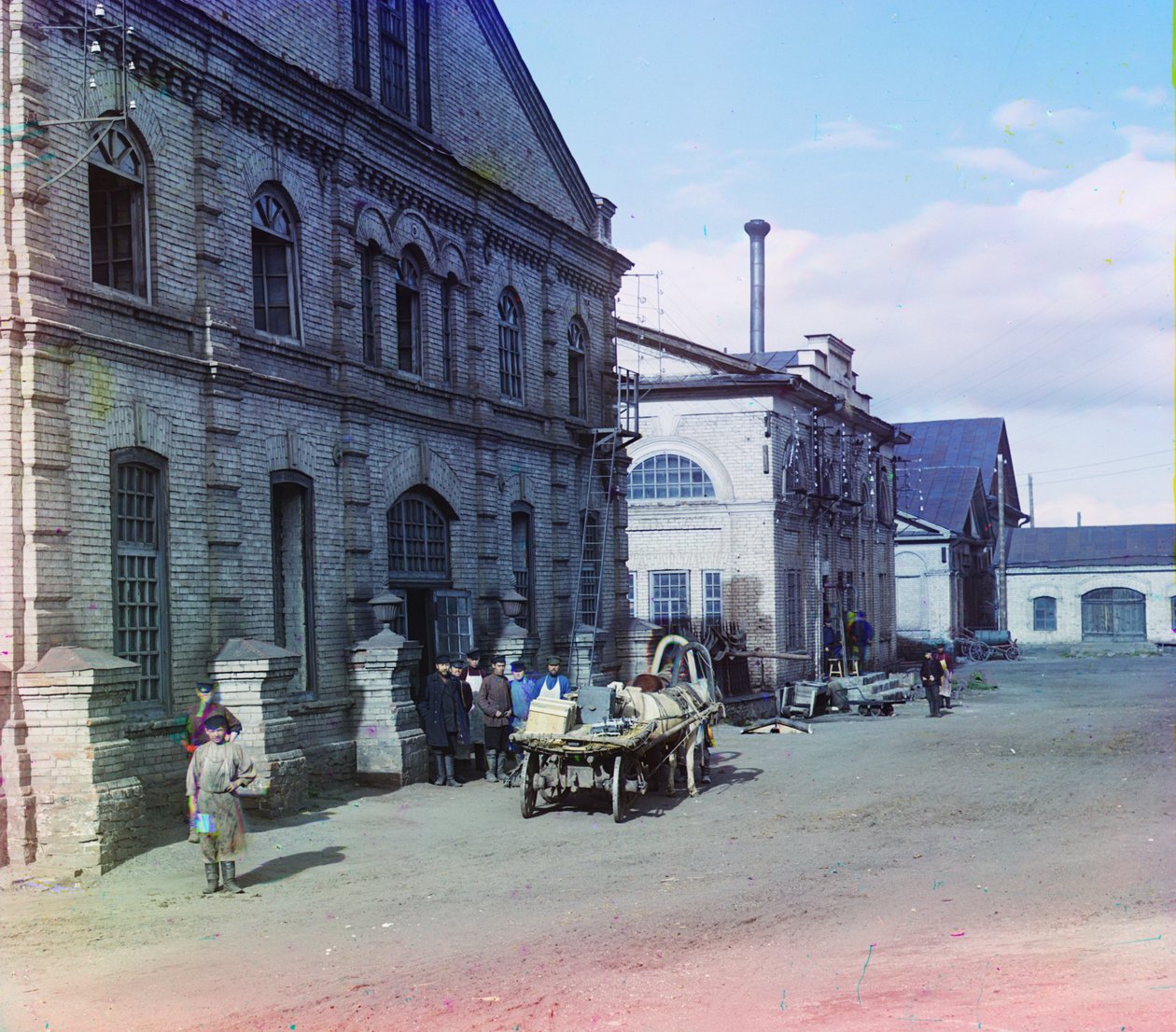 Lojas mecânicas para acabamento de peças fundidas na Kasli Iron Works, 1905-1915 de Sergey Prokudin Gorsky