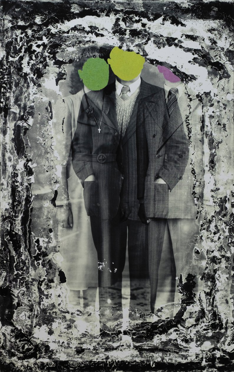 encontro inesperado, 2019 (técnica mista) de Sergis Adamos