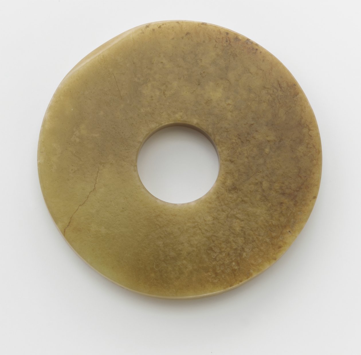 Disco ritual (bi) (jade) de Shang Dynasty Chinese School