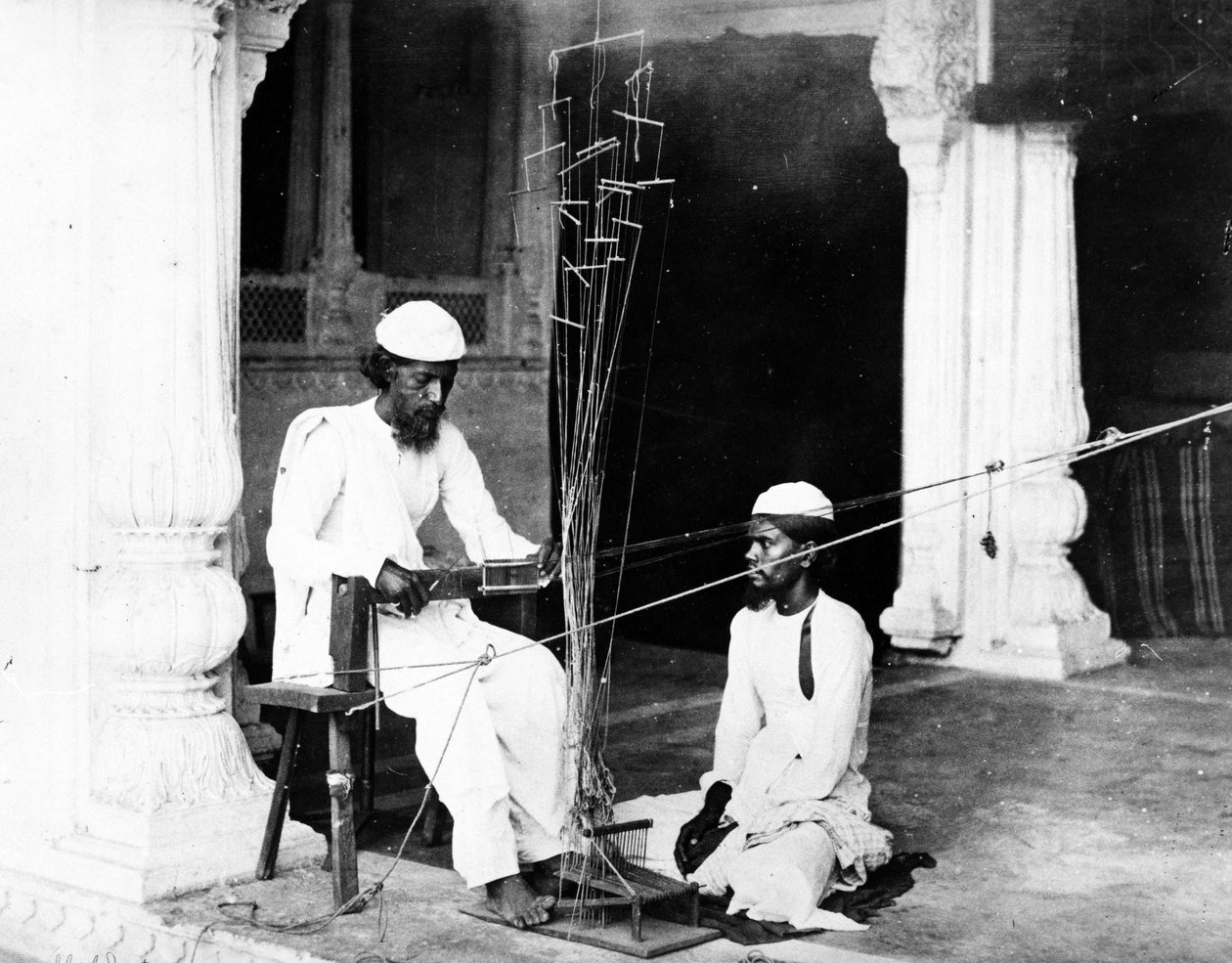 Fabricantes de rendas de ouro, c.1863 de Shepherd and Robertson