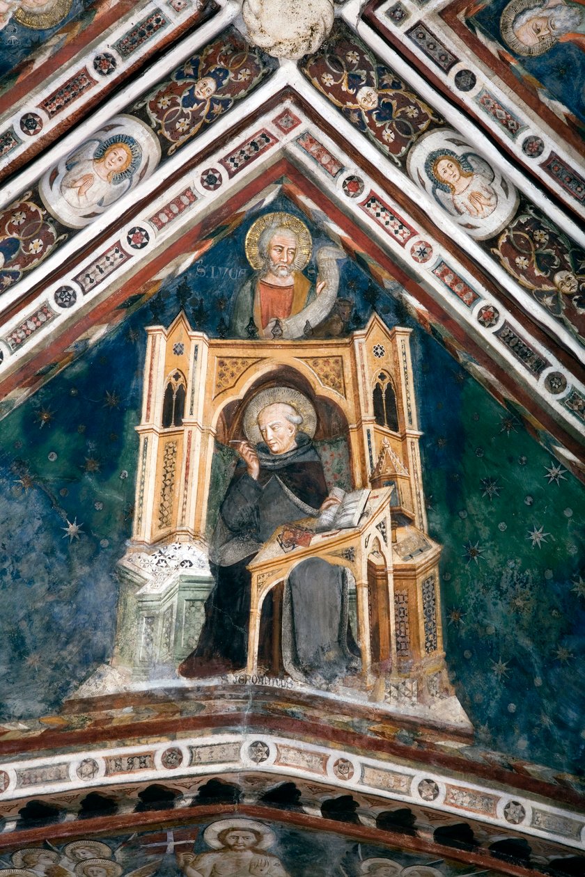 Vista do detalhe de um afresco que decora uma das abóbadas da Igreja Alta representando os quatro doutores da Igreja Romana: São Jerônimo e o evangelista São Lucas. realizada pela escola de Siena do início do século XIV. Mosteiro de de Sienese School