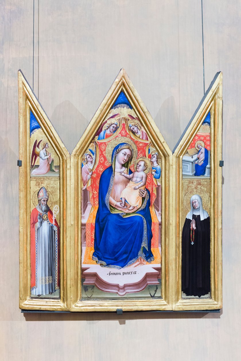 Tríptico, entronizado Madonna e Criança com anjos (centro), anjo da anunciação e santo Agostinho (esquerda), Anunciado Virgem e santa Mónica (direita) de Simone dei Crocifissi