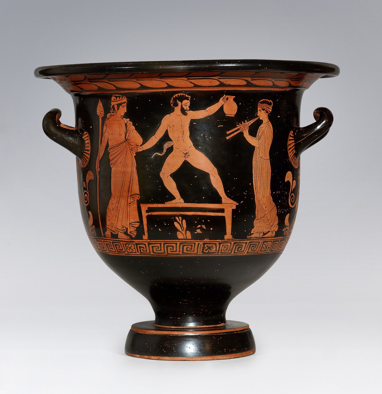 Sátiro dançando Apúlia Krater, ca 420-410 aC. de Sisyphus Painter
