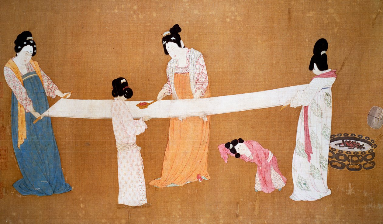 Senhoras preparando a nova seda tecida, pintura atribuída ao Imperador Hui-Tsung, Dinastia da Canção, China de Song Dynasty Chinese School