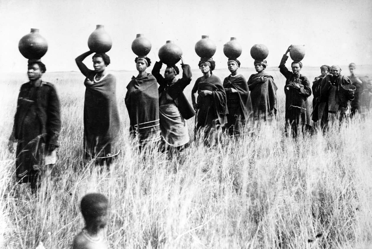 Trazendo o Jyuala para a cidade, c.1895 de South African Photographer