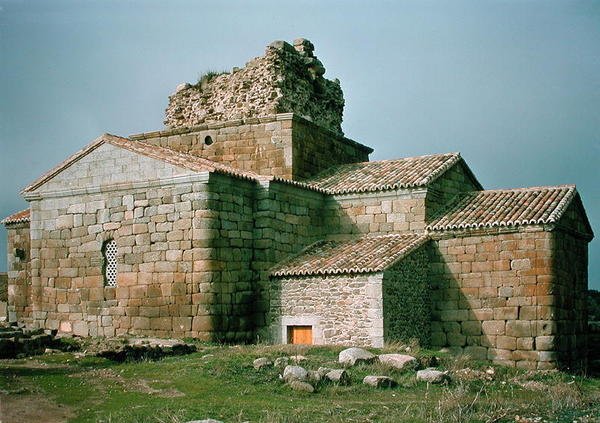 Vista da fachada sul, construída c.862-930 de Spanish School