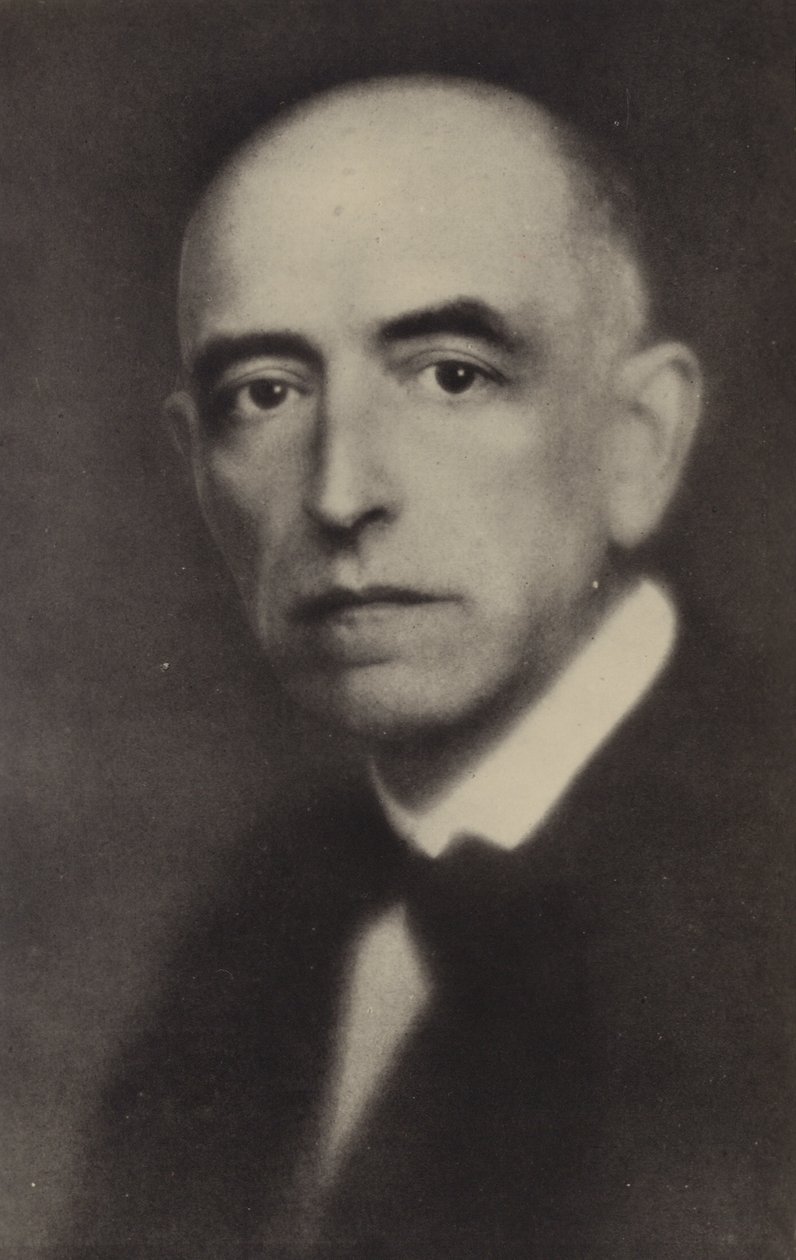Manuel de Falla, compositor espanhol (1876-1946) (fotografia a preto e branco) de Spanish Photographer