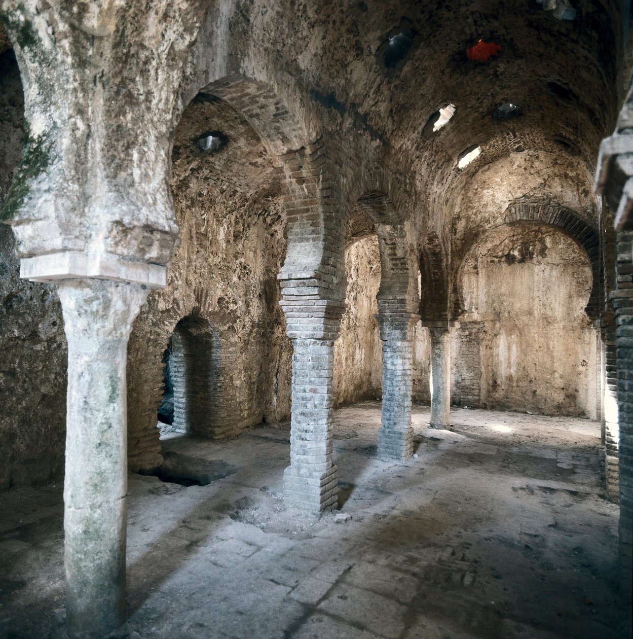 Banhos Árabes, Ronda, Espanha de Spanish School