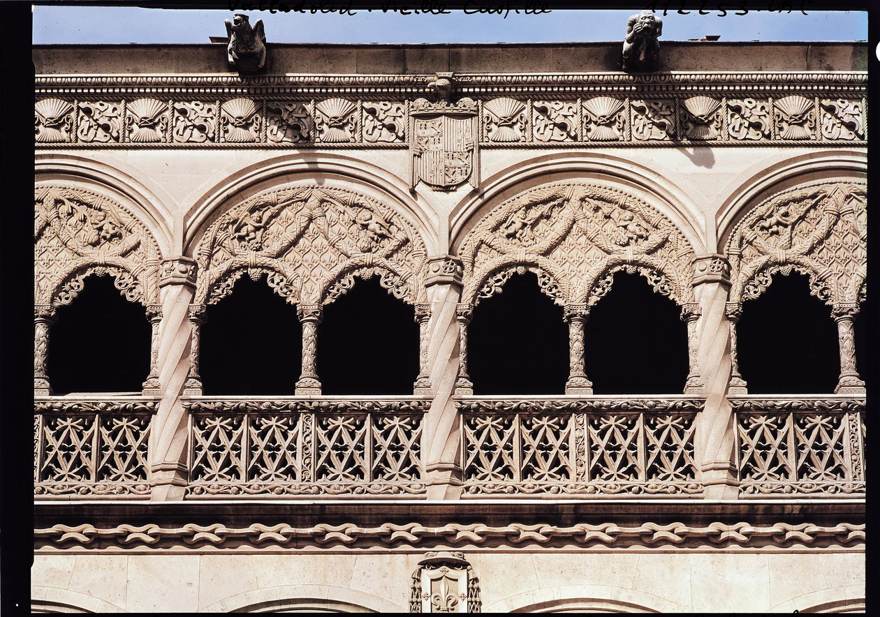 Detalhe dos arcos da loggia de Spanish School
