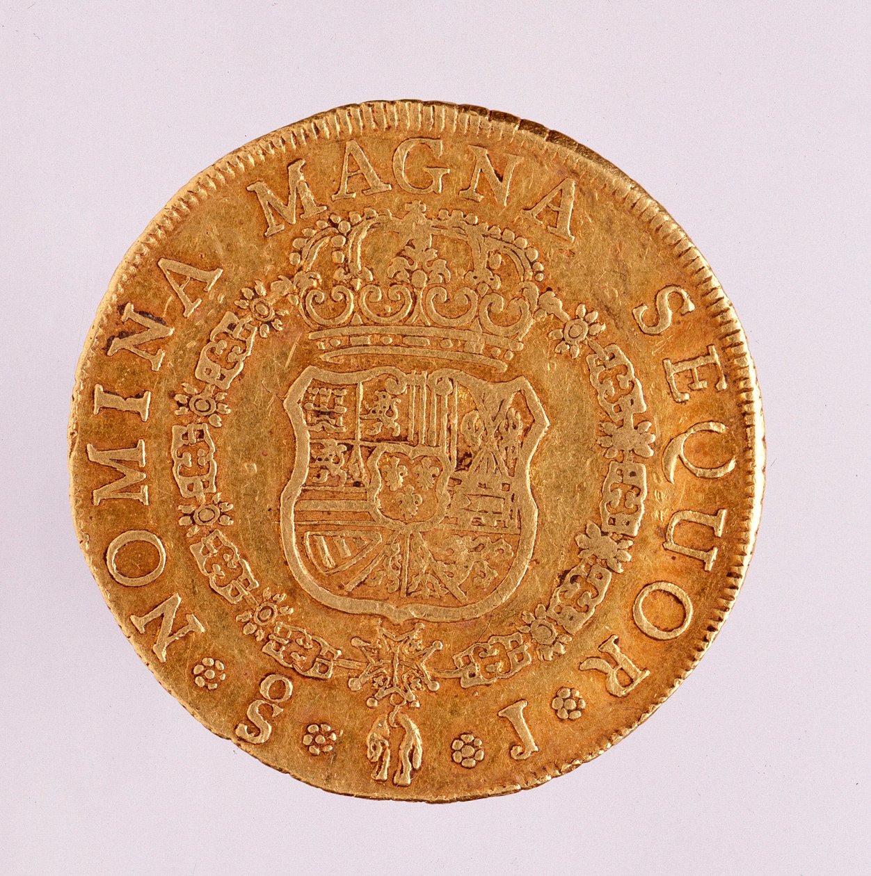 Moeda de ouro (8 ecus) de Espanha: reinado de Fernando (Fernando) VI (1746-1759). 1759 Diam. 3,5 cm Nápoles, museo archeologico de Spanish School