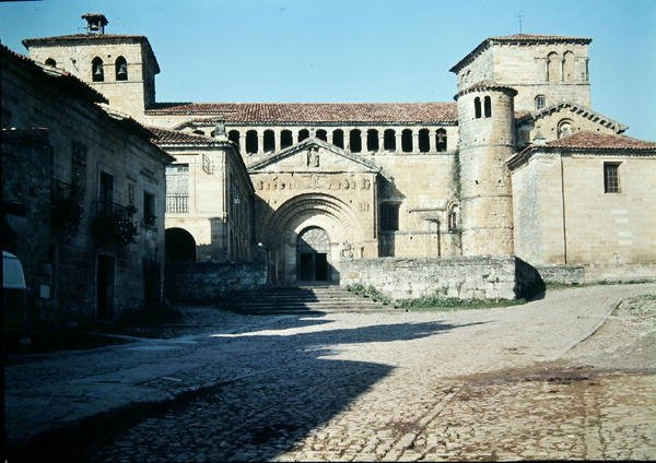 Fachada principal de Spanish School