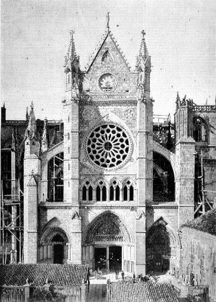 Restauração da catedral de León, Espanha de Spanish School