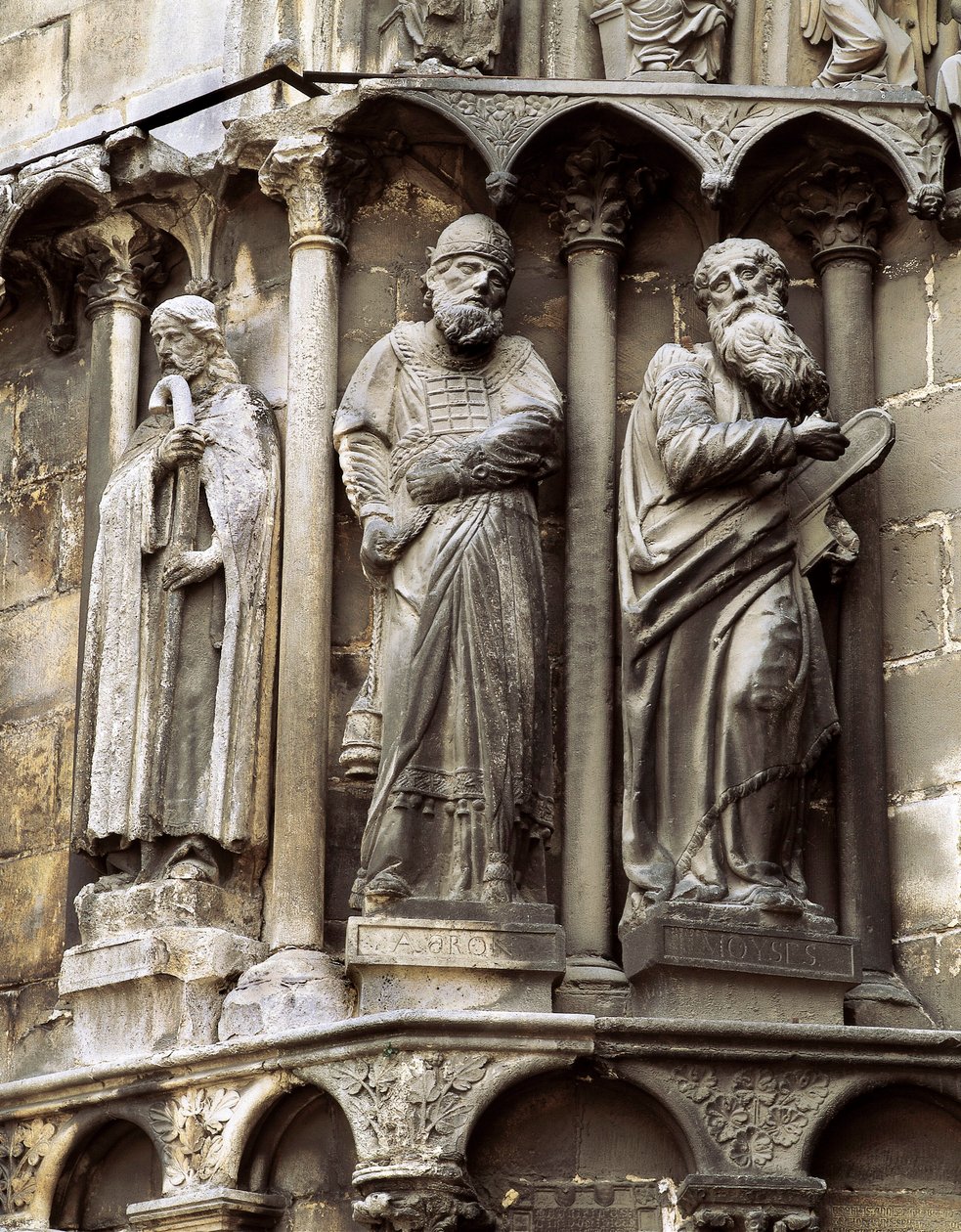 Escultura da catedral de Santa Maria de Burgos 1221-1568, Espanha. Porta do Sarmental de Spanish School