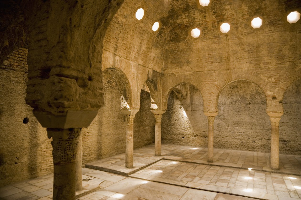 Sala de vapor nos banhos árabes, Granada (foto) de Spanish School
