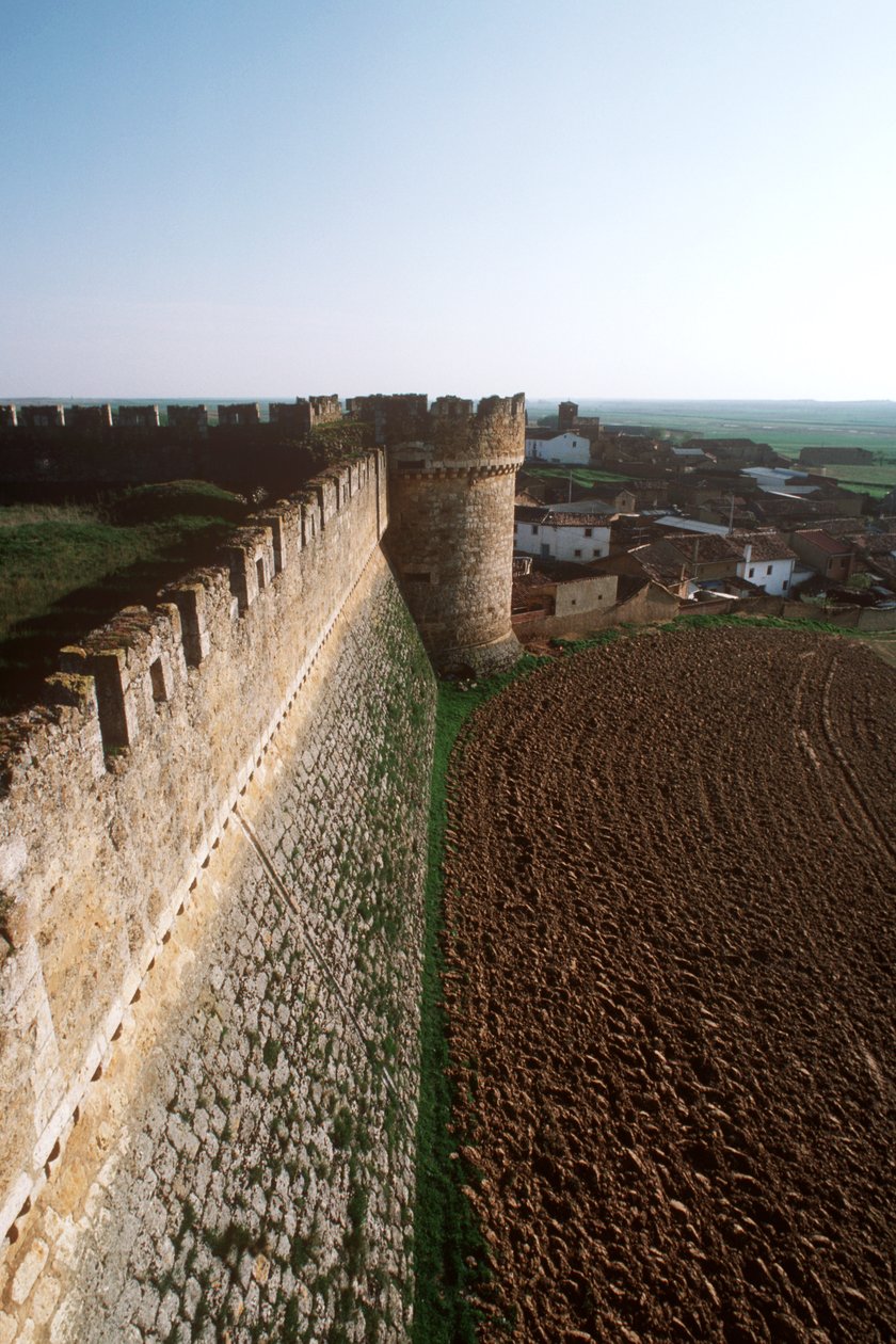 Vista das muralhas de Spanish School