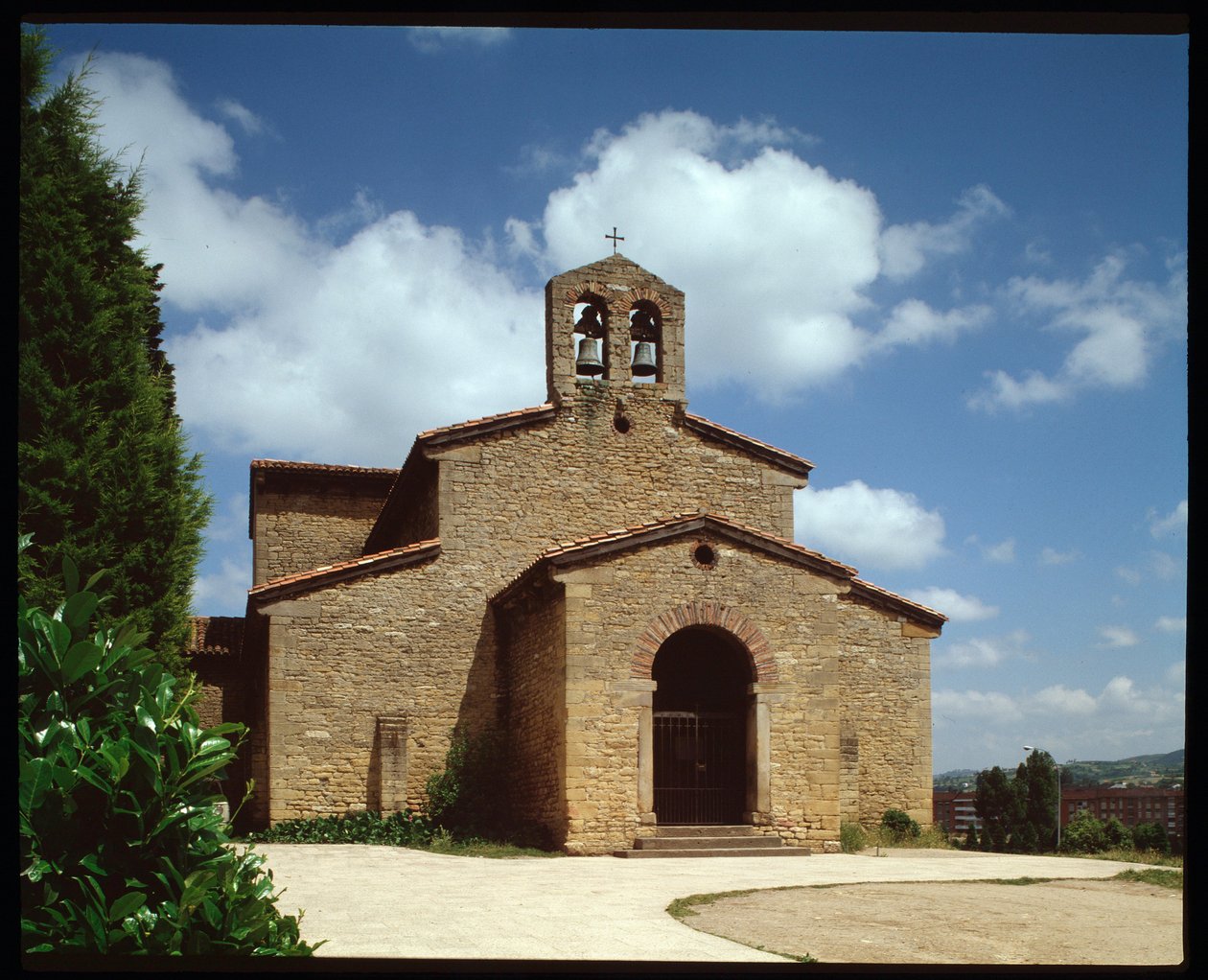 Vista da igreja (820) de Spanish School
