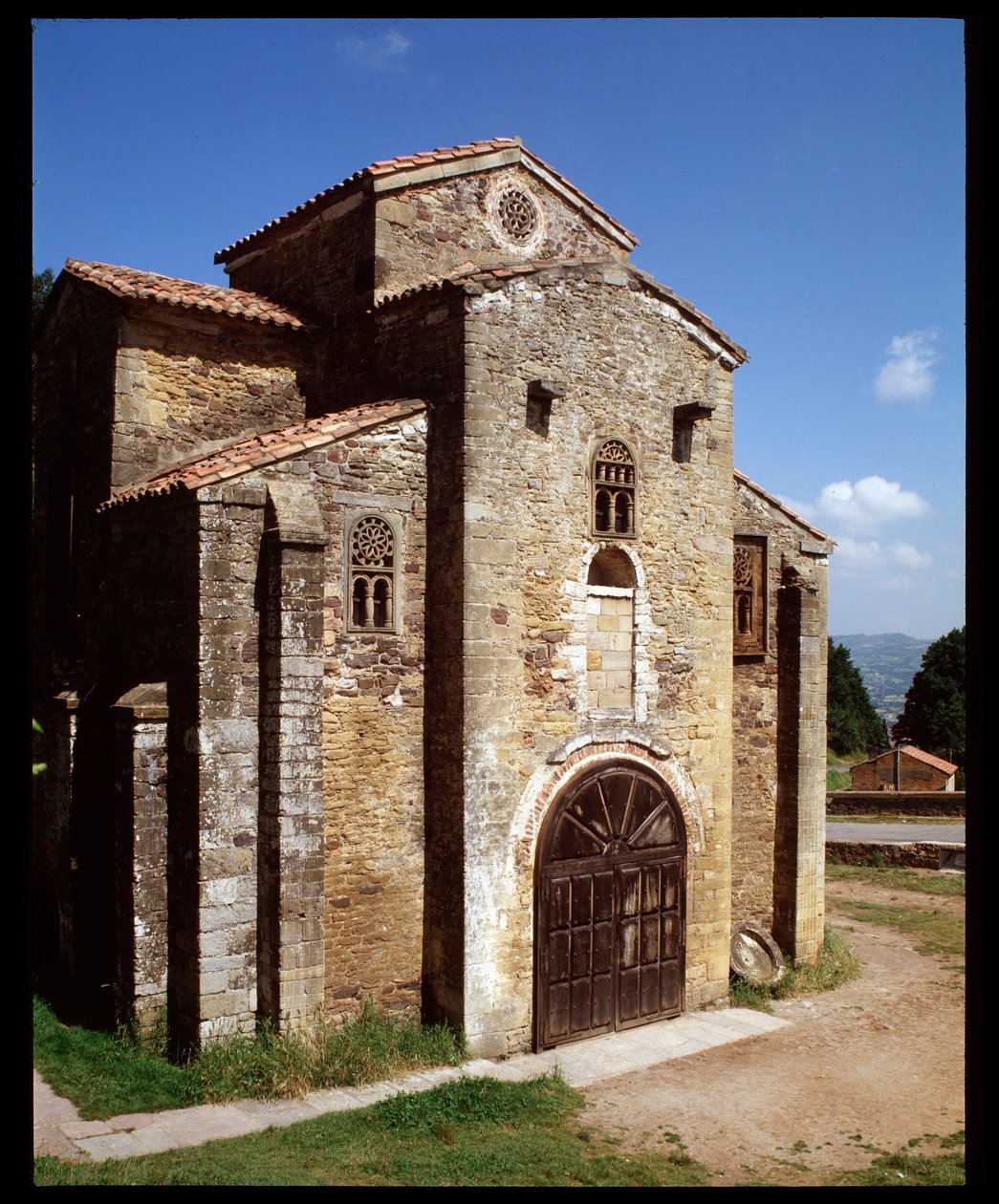 Vista da igreja (848) de Spanish School