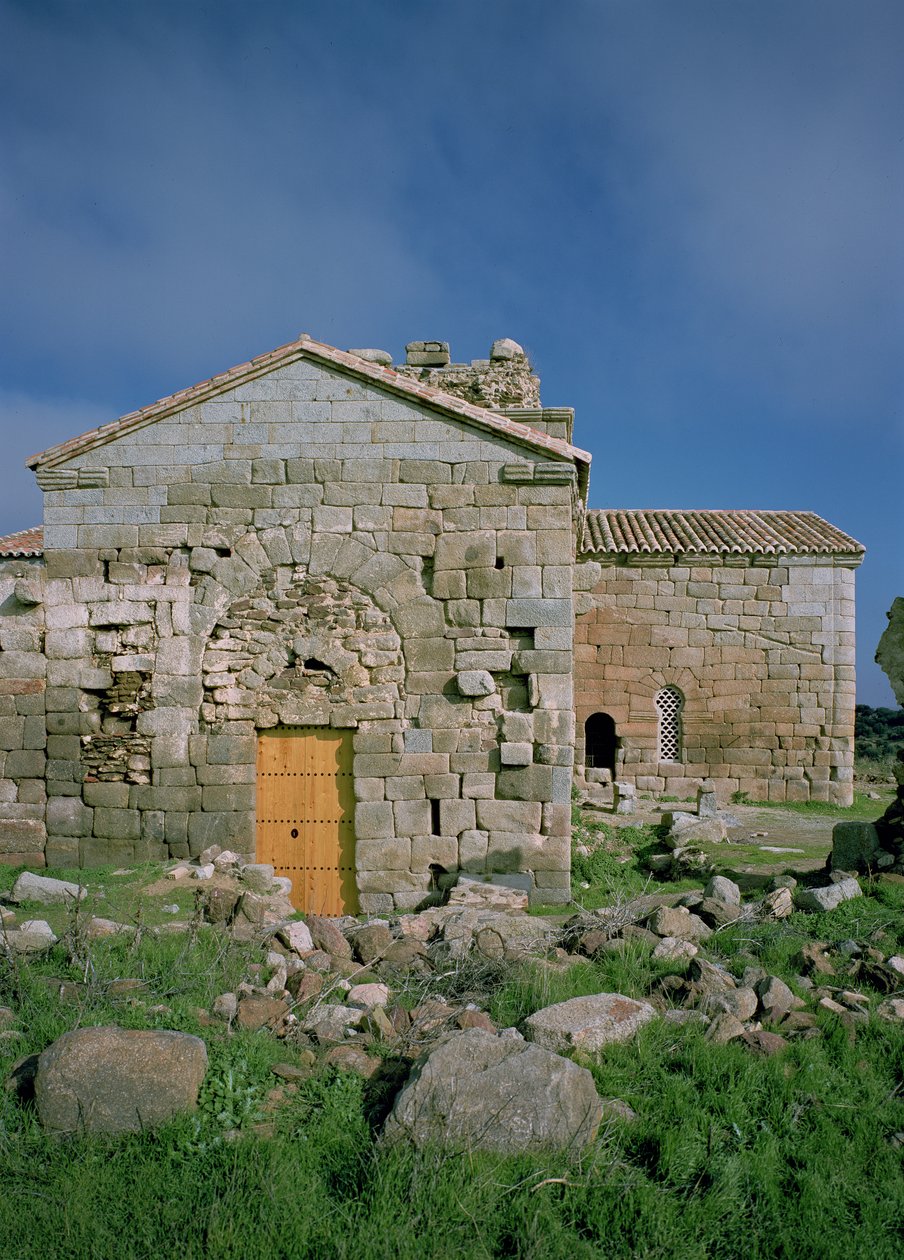 Vista da fachada oeste, construída c.862-930 de Spanish School