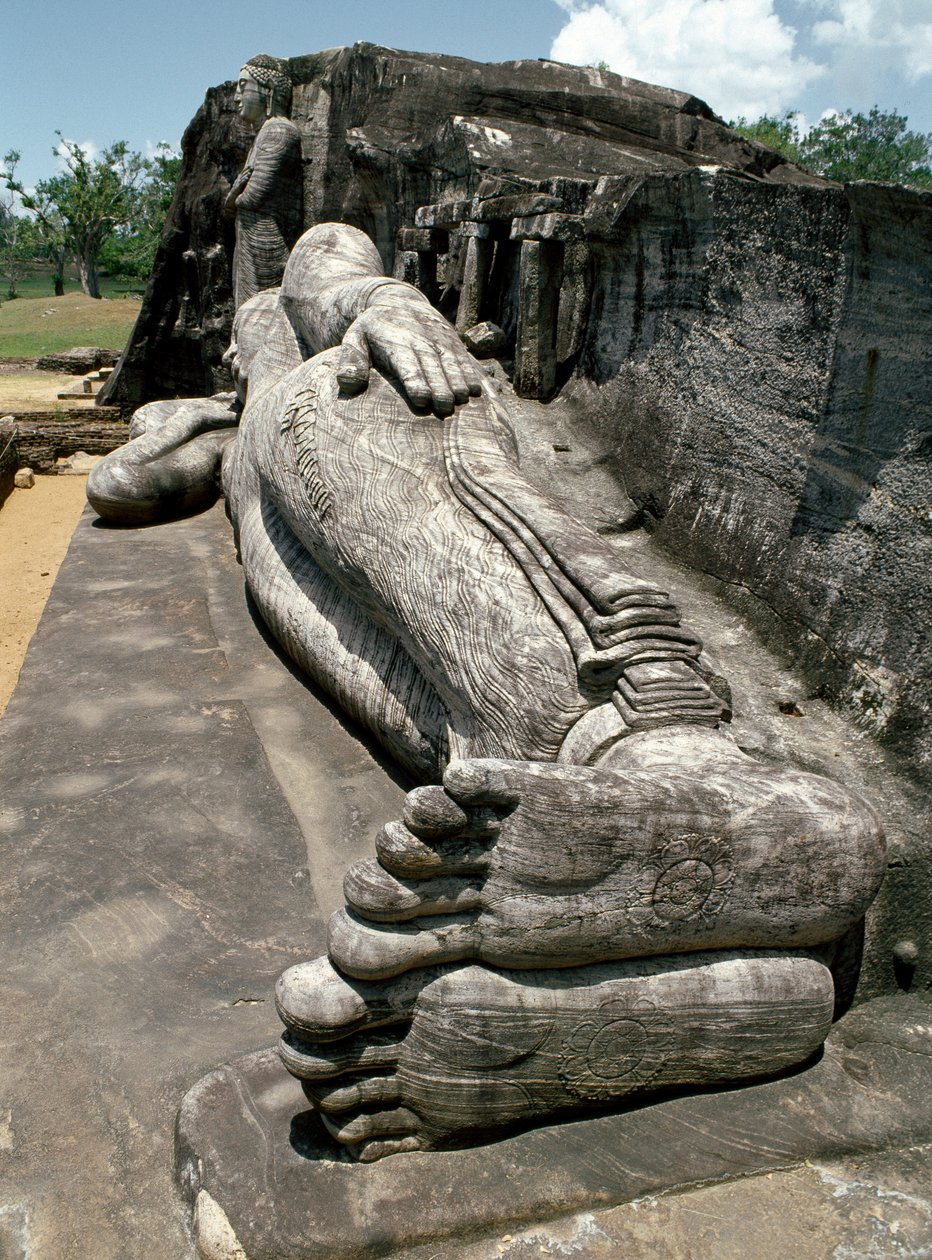 A imagem reclinada, que retrata o parinirvana de Buda, escultura, Templo de Gal Vihara de Sri Lankan