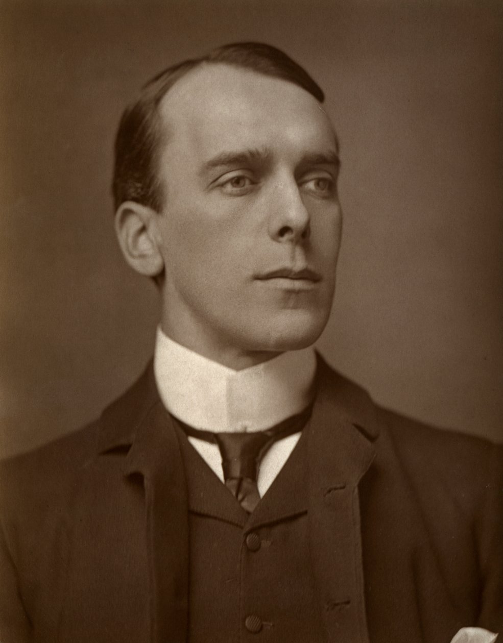 ES Willard, ator britânico, 1883 de St James