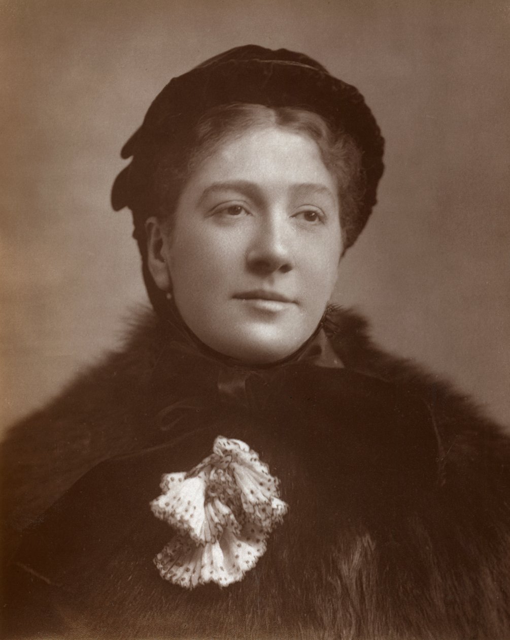 Madge Kendal, atriz britânica e gerente de teatro, 1883 de St James