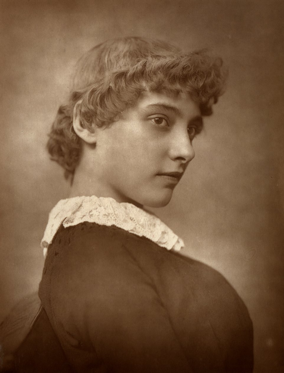 Marie Linden, atriz, 1883 de St James