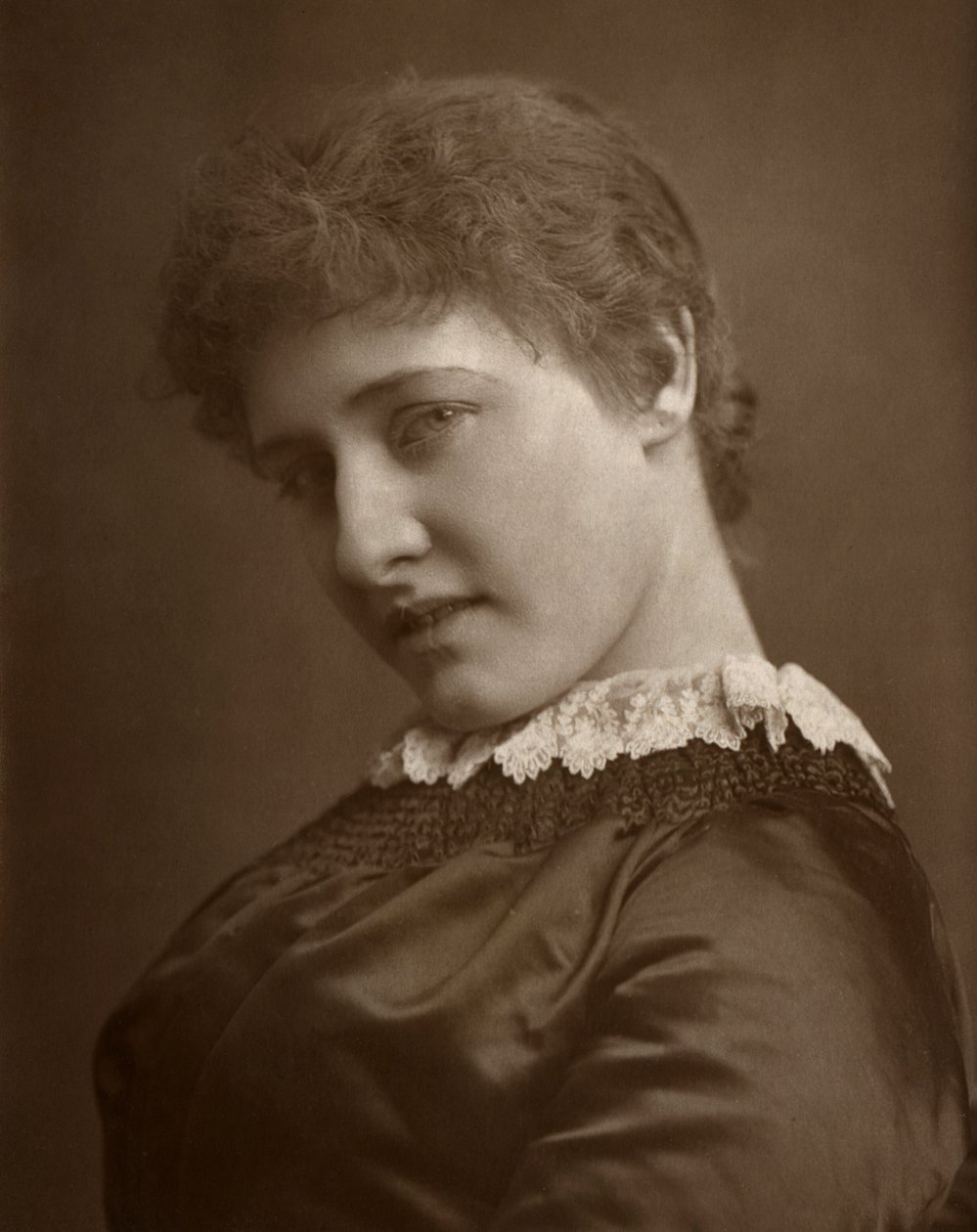 Mary Rorke, atriz britânica, 1884 de St James