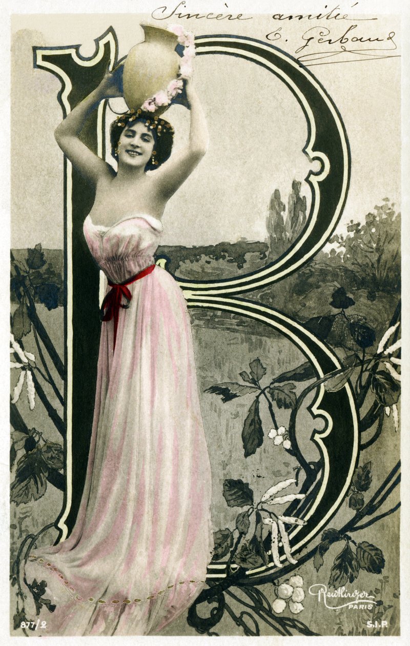 B: Bianca Toledo, artista, cantora e dançarina sevilhana de la Belle Epoque - Casino de Paris, Folies Bergere, Jardin de Paris - Alfabeto em cartão-postal de Studio Reutlinger