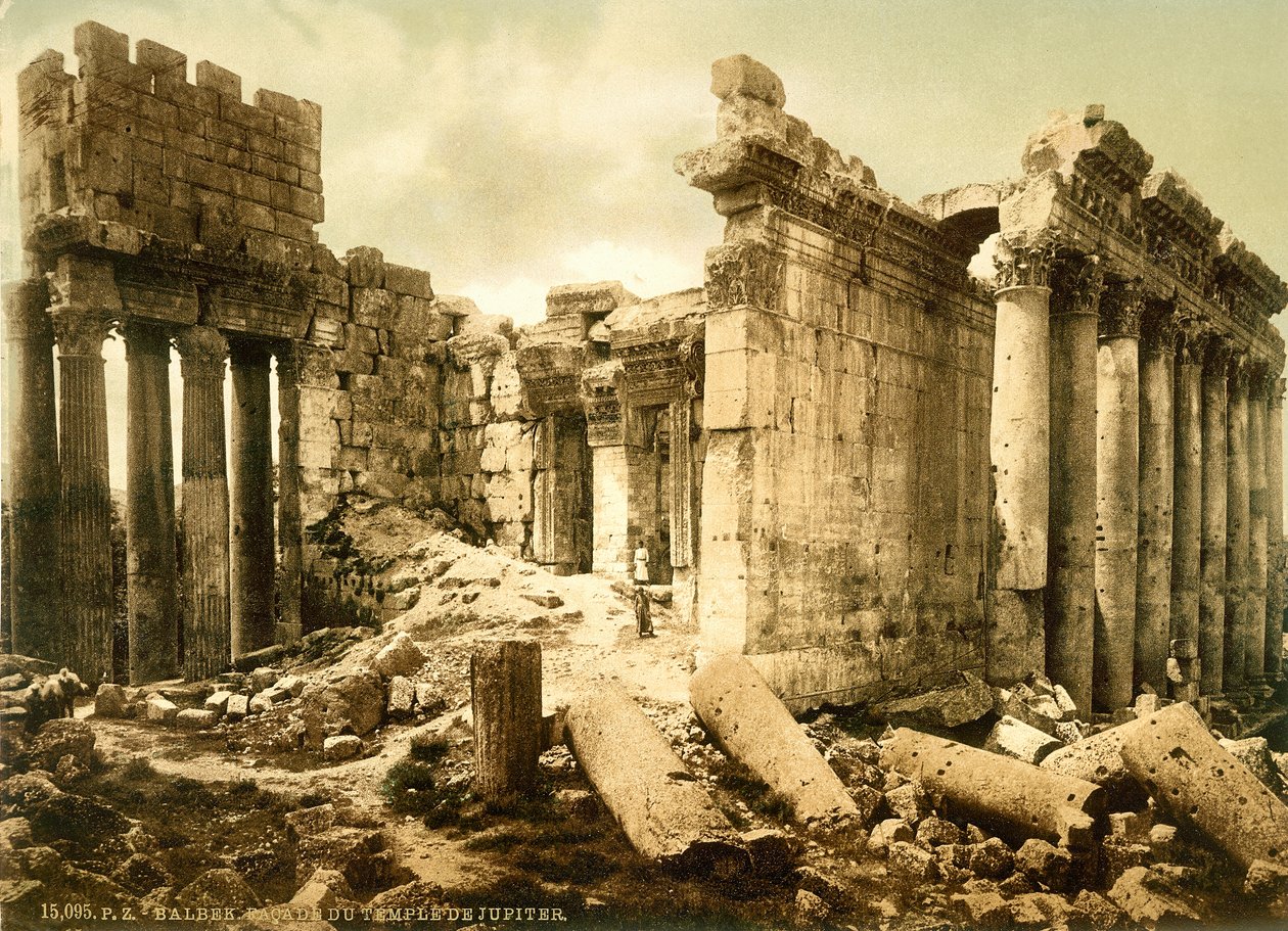 Templo de Baco, Baalbek, c.1880-1900 (photochrom) de Swiss Photographer