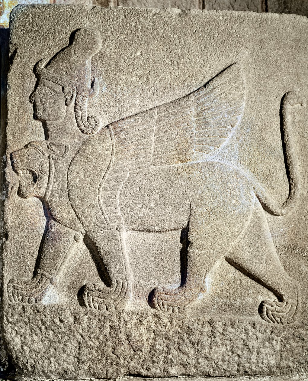 A Esfinge, Karkemish, do século XI a IX de Syrian
