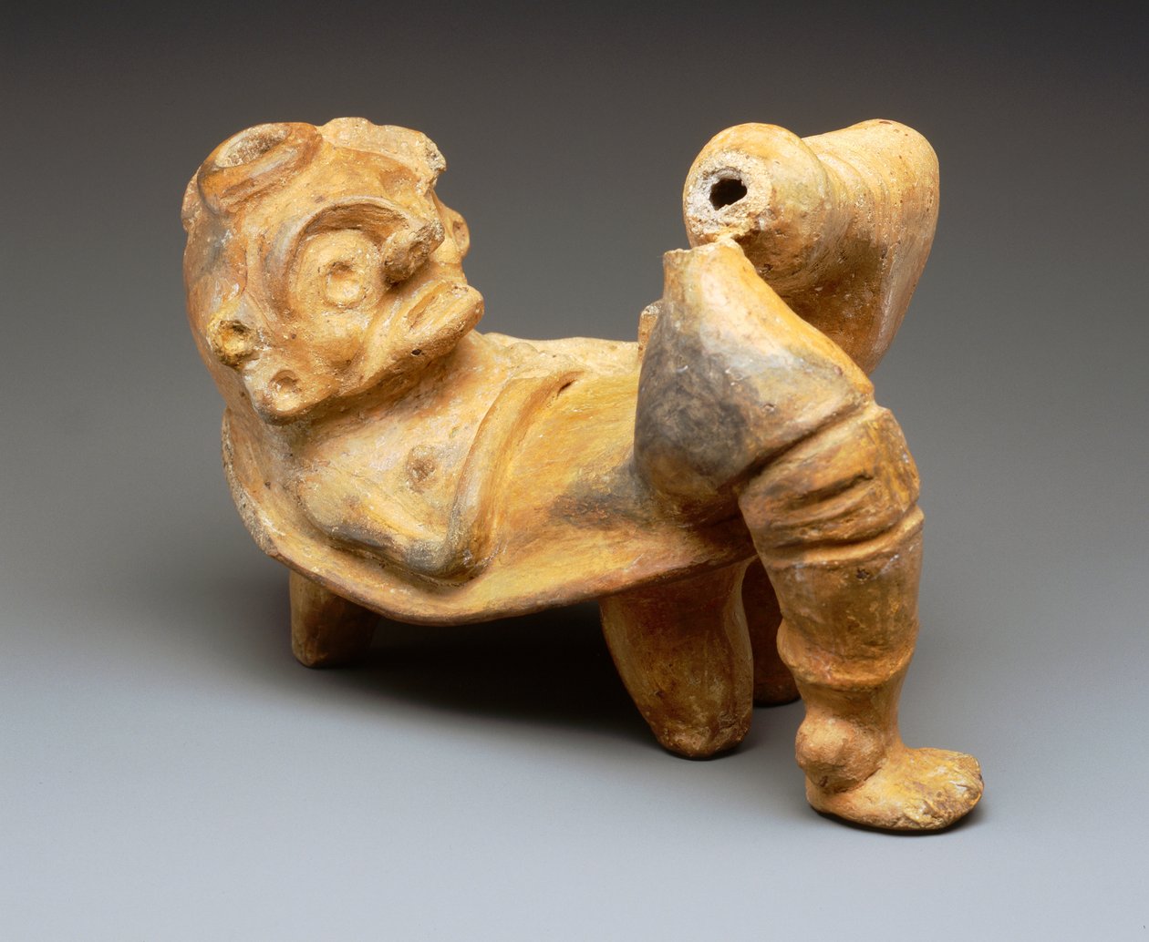 Figura reclinada (cerâmica) de Taino Culture
