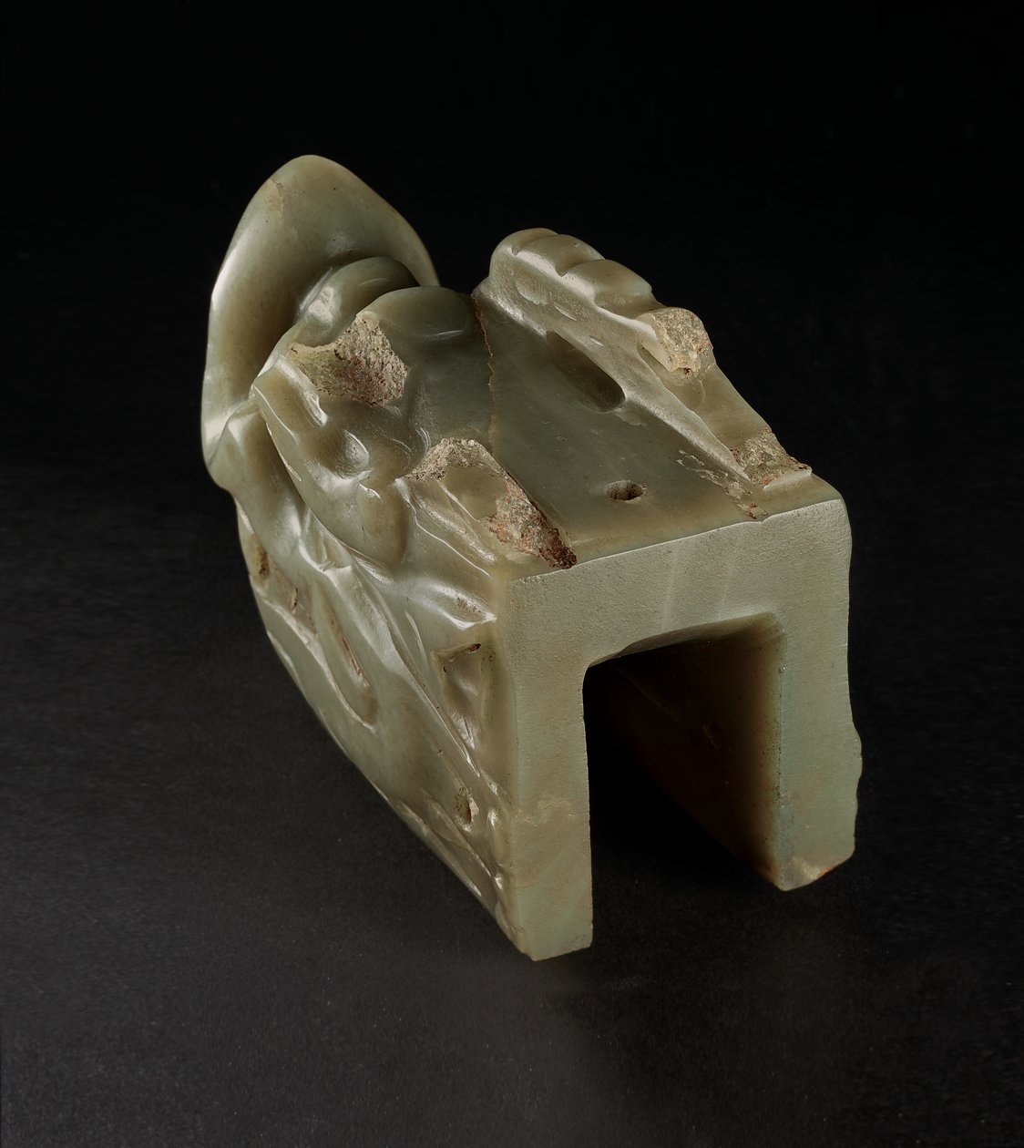 O Junkunc Jade Dragon Head (jade) de Tang Dynasty Chinese School