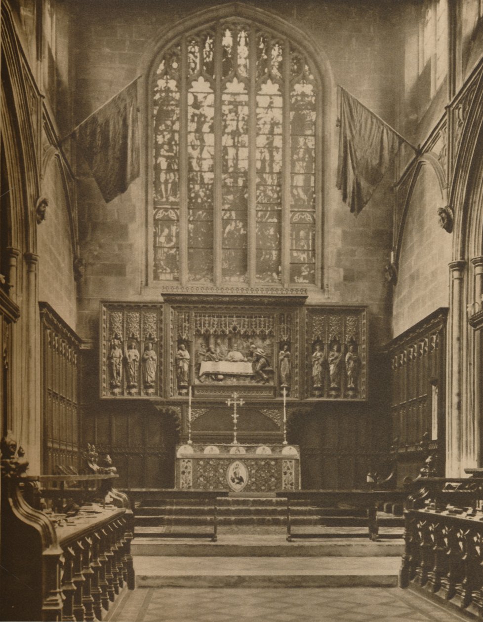 Capela-mor e janela leste de St. Margarets, Westminster, c1935. de Taylor