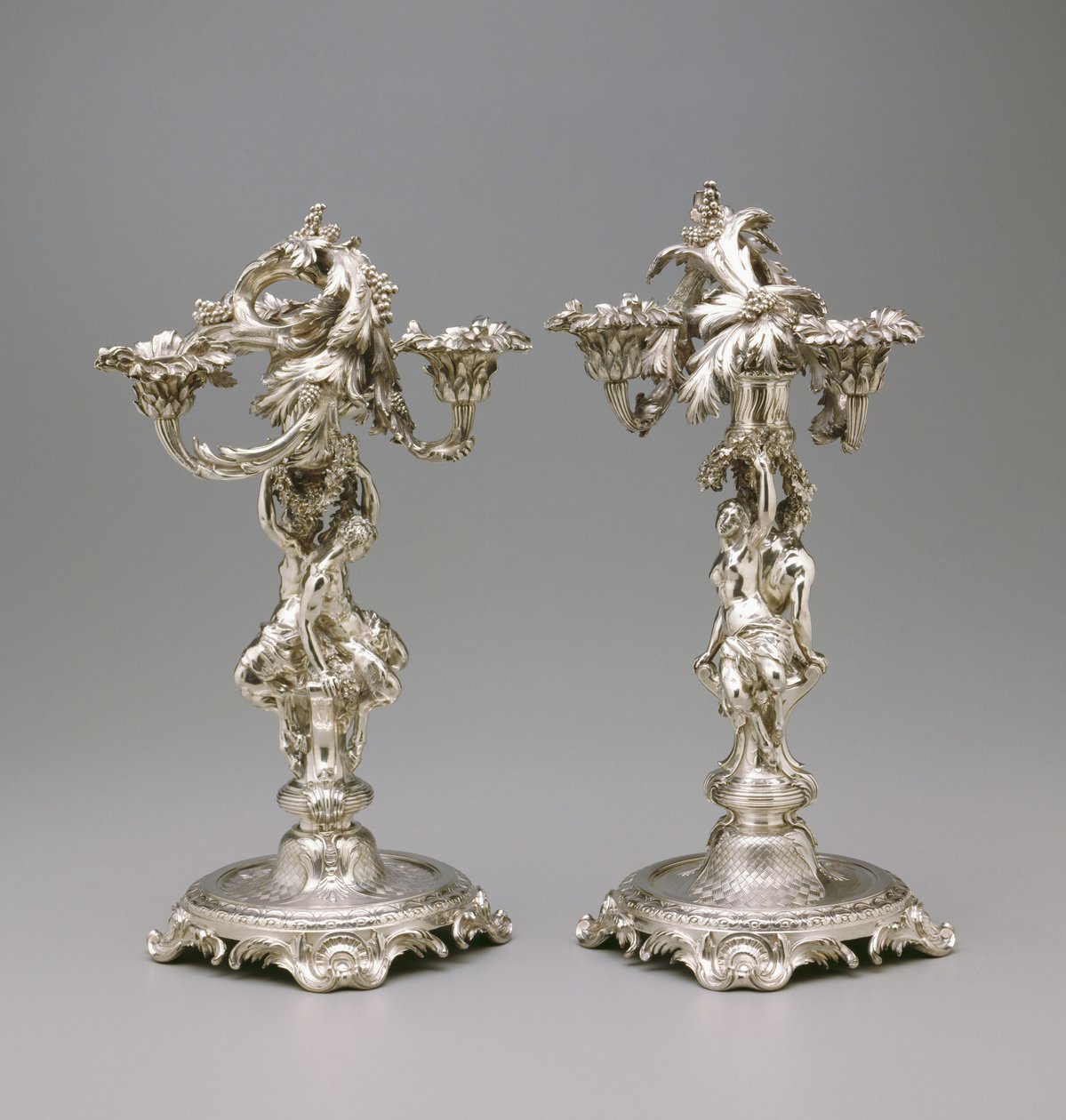 Par de Candelabro, c.1732 (prata) de Francois Thomas Germain