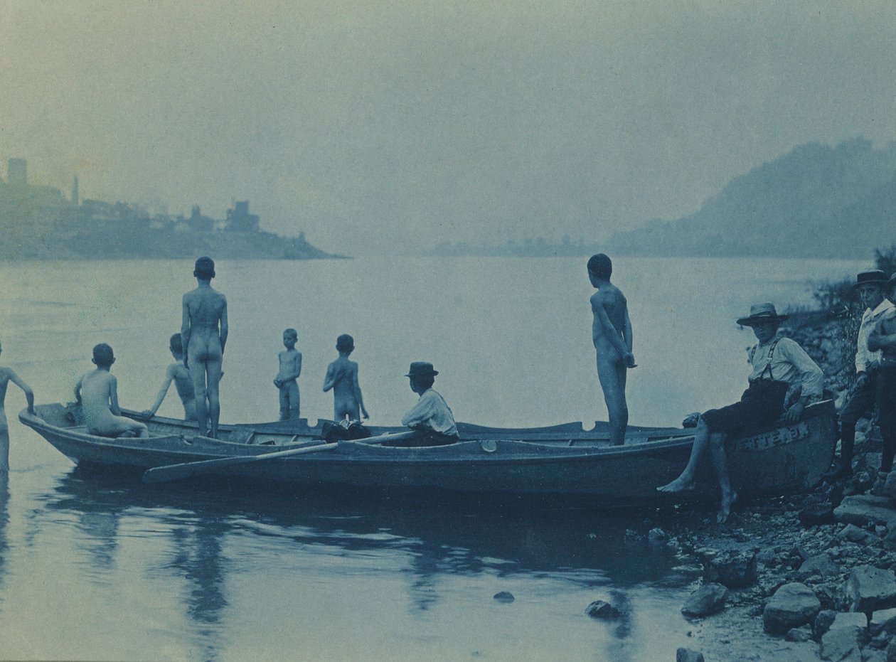 Rapazes com um barco, rio Ohio, perto de Wheeling, Virgínia Ocidental de Thomas Anshutz