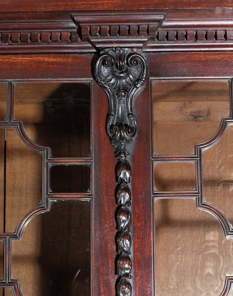 Uma estante de livros George III de Thomas Chippendale