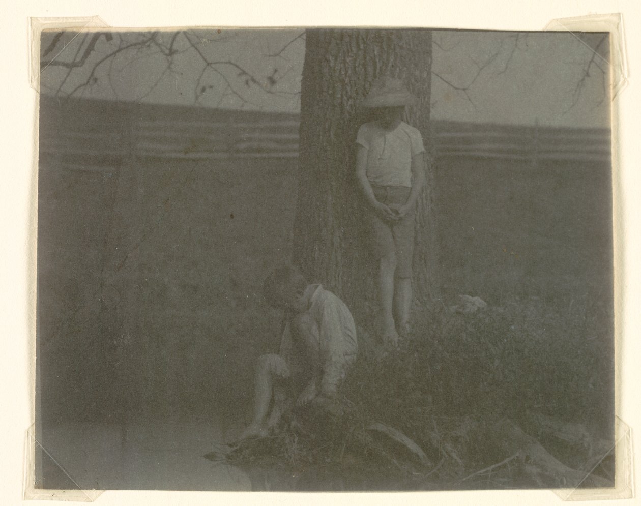 Crowell Children at Avondale, 1885-1890. de Thomas Eakins