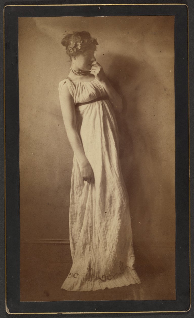 Mulher em traje clássico de Thomas Eakins