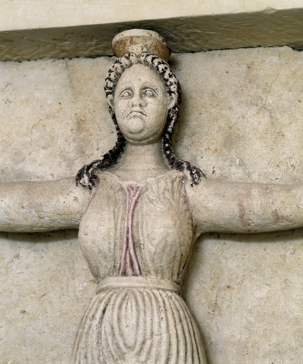 Túmulo trácio de Sveshtari, detalhe de uma estátua de mulher em Atlas, século III a.C. (escultura de pedra) de Thracian Thracian