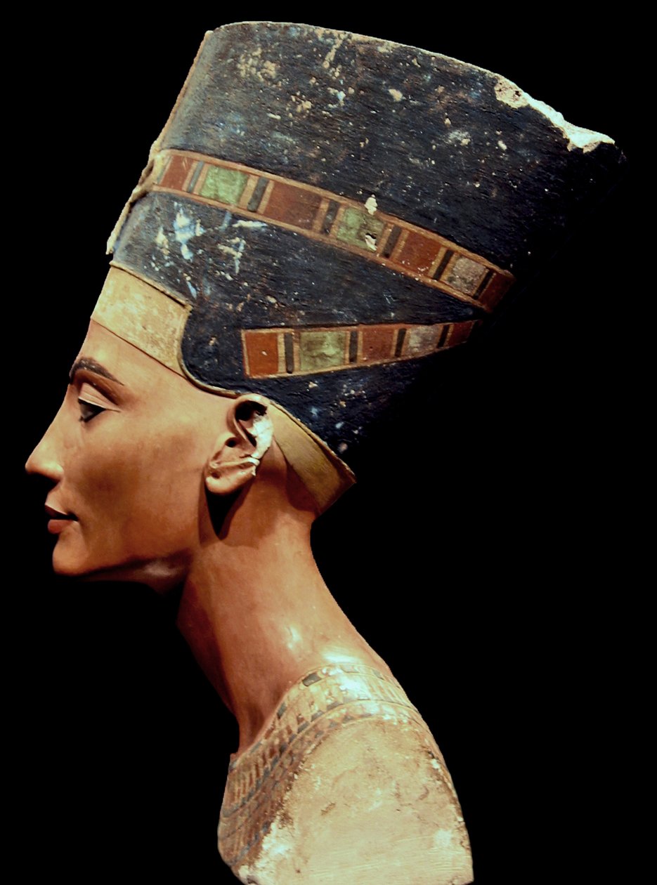 Nefertiti bust_(direita) de Thutmose Thutmose