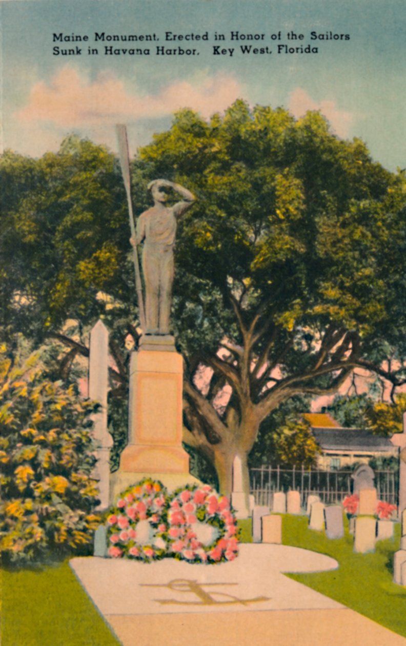 Monumento do Maine, em homenagem aos marinheiros afundados no porto de Havana. Key West, Flórida