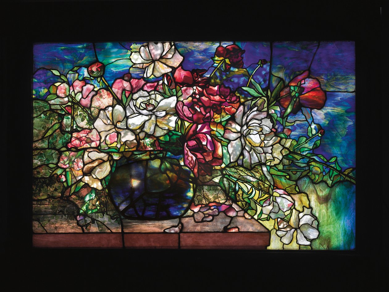 Uma janela "Peony" da Casa Darius Goff, Pawtucket, Rhode Island, c.1893 de Tiffany Studios
