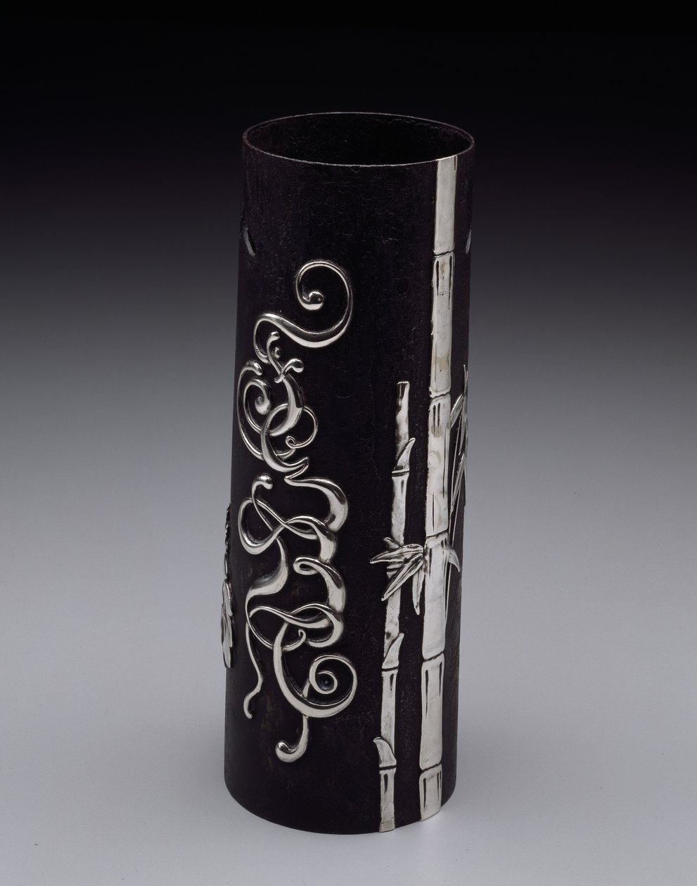 Vaso, c.1877-85 (ferro e prata) de Tiffany and Company