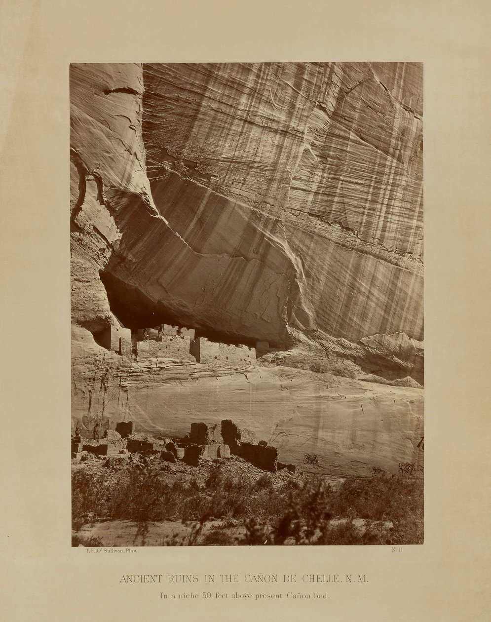 Ancient Ruins in the Cañon de Chelle, N.M. (No. 11, Geographical Explorations and Surveys West of the 100th Meridian) de Timothy H. O