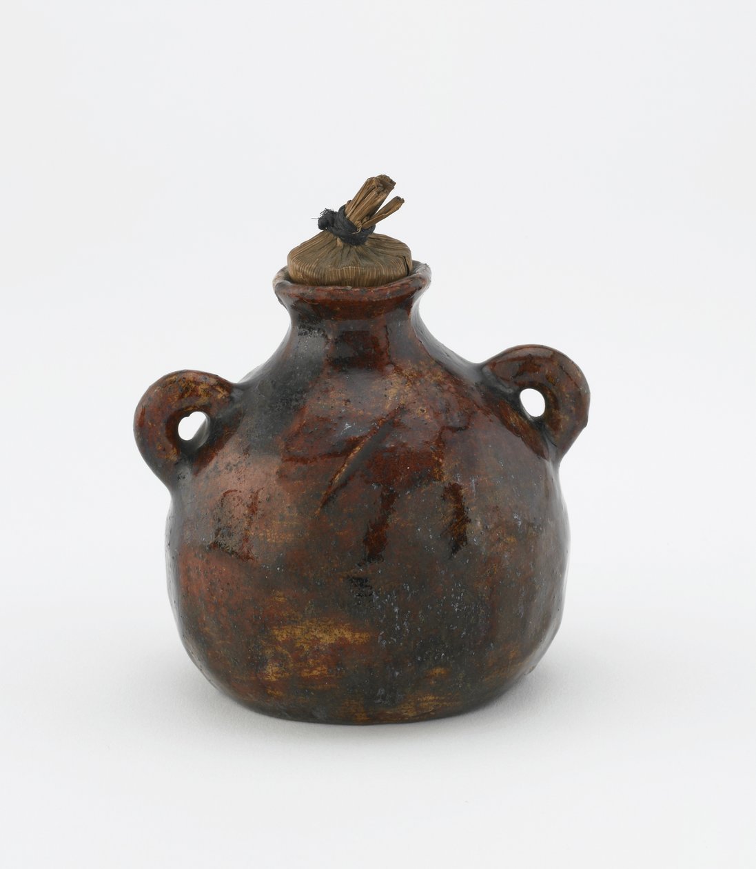 Garrafa para bolinhas de bala, Nagoya, prefeitura de Aichi, período de Edo, 1858 (cerâmica) de Toyosuke III