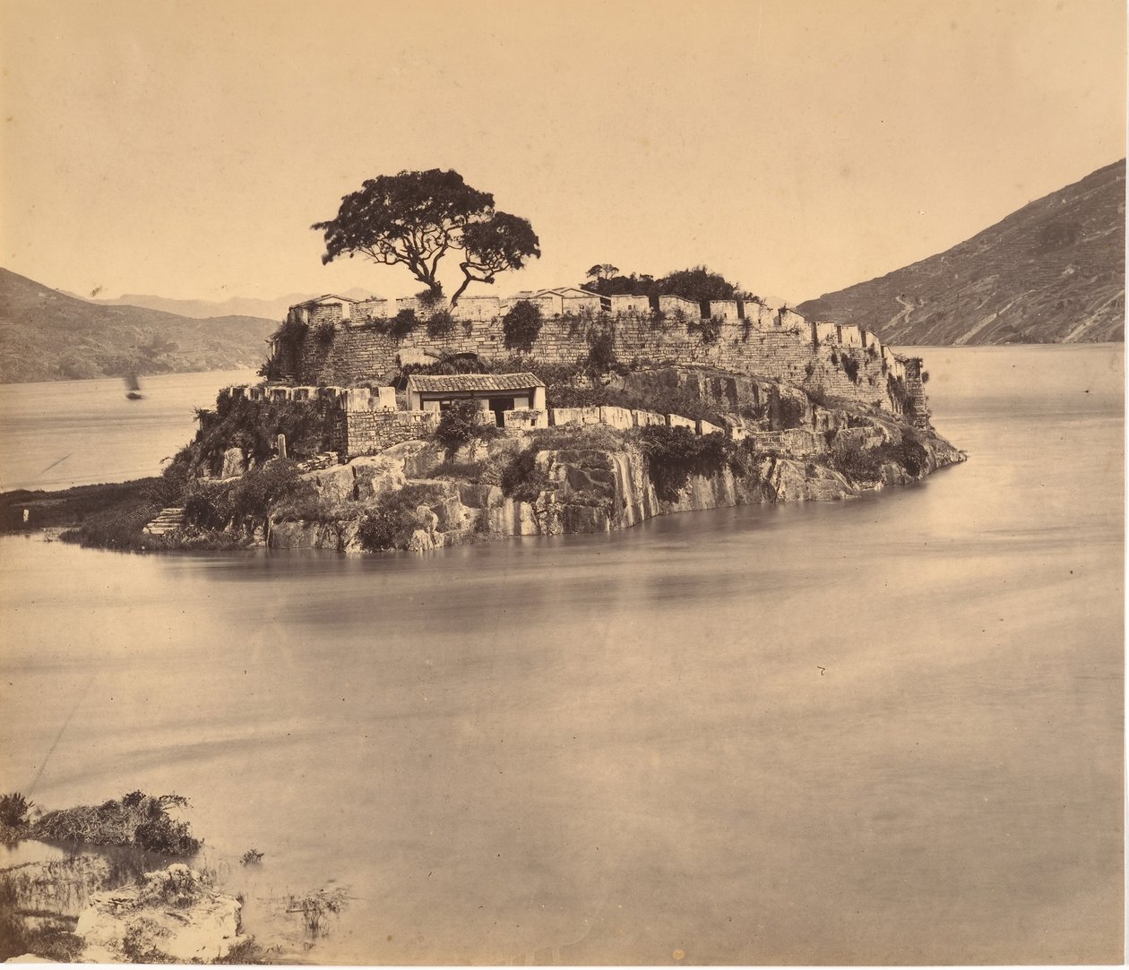 Ming Game Pass River Min, ca. 1869. de Tung Hing.