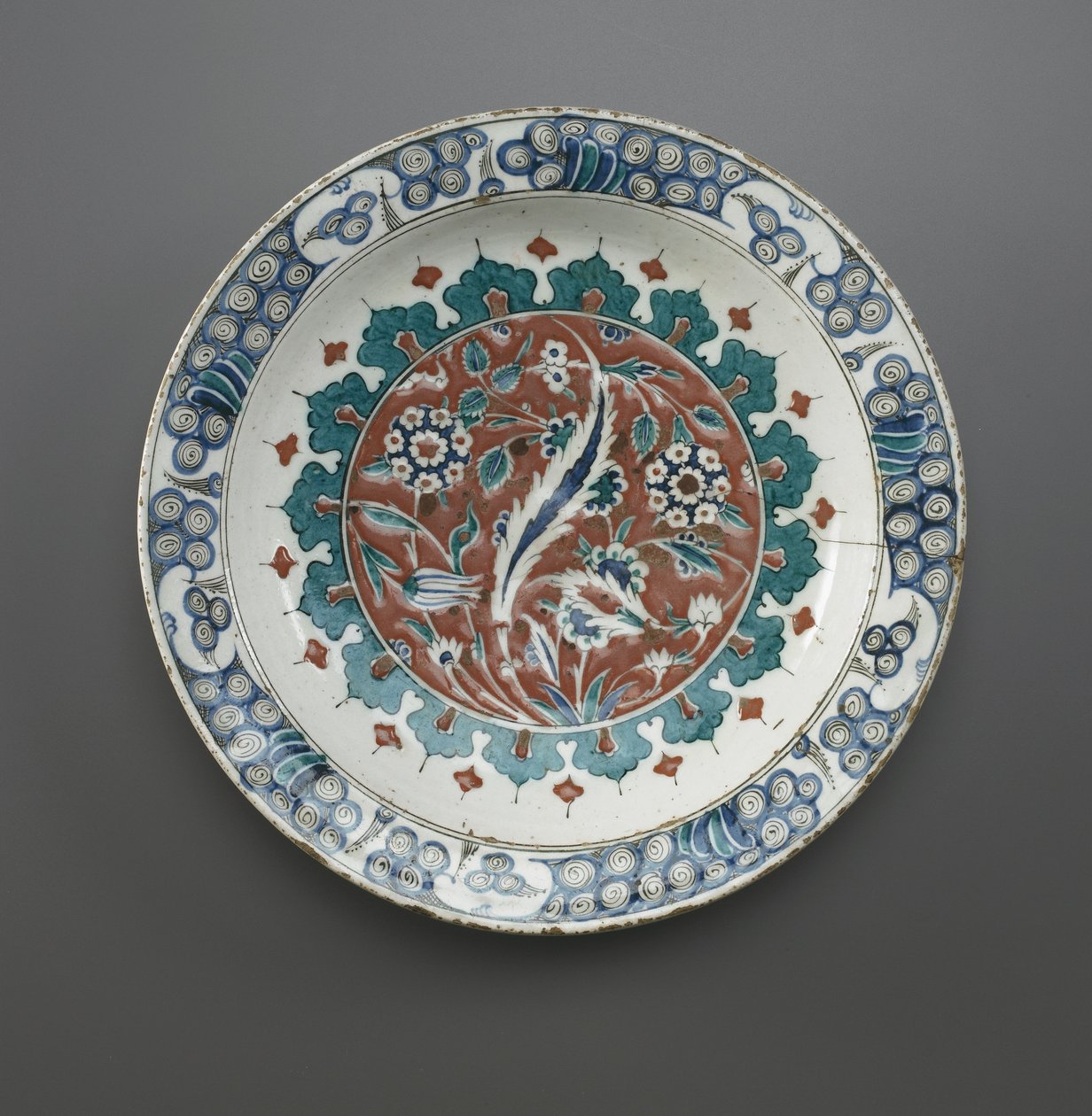 Prato, Iznik, dinastia otomana, (ceramic) de Turkish School
